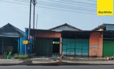 Disewakan Gudang Ada Toko Kantor Mushola Di Karangpilang, Surabaya