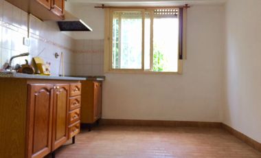 Departamento ubicado a 300 Metros de la Avenida Tomás Espora.