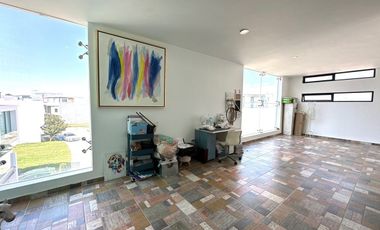Casa en Venta en VALLE IMPERIAL con Campo de Golf, Zapopan, Jalisco.