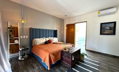 Casa en Venta en VALLE IMPERIAL con Campo de Golf, Zapopan, Jalisco.