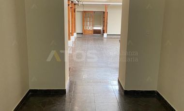 comercial (casa para comercio) en venta en centro historico. Cod V5022