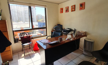 Oficina en Venta en Metro Ñuñoa y Chile-España