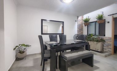 casa en venta en avenida libertadores. Cod V30443