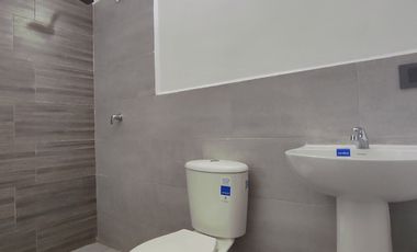 casa en venta en avenida libertadores. Cod V30443