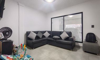 casa en venta en avenida libertadores. Cod V30443