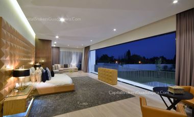 Casa de Lujo con Alberca y Mucho Jardín cerca Bugambilias Sur ZMG