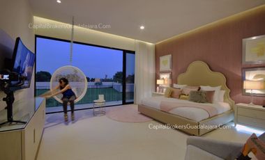 Casa de Lujo con Alberca y Mucho Jardín cerca Bugambilias Sur ZMG