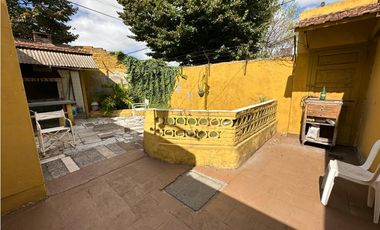 Casa 3 ambientes con cochera