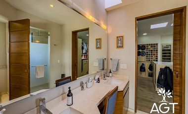 Casa en venta en Cumbres de Santa Fe