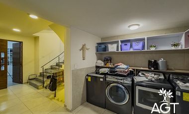 Casa en venta en Cumbres de Santa Fe