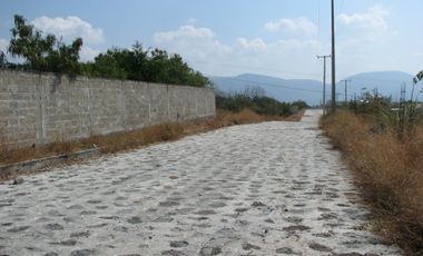 Precioso terreno para casa de descanso en Fraccionamiento EL CHAPARRAL