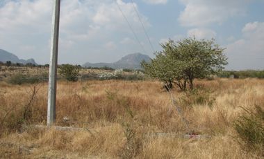 Precioso terreno para casa de descanso en Fraccionamiento EL CHAPARRAL