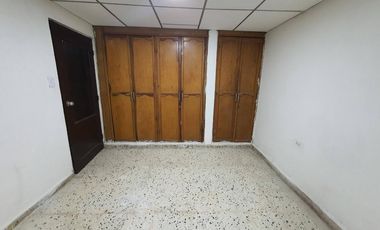 apartamento en venta en los robles. Cod V90703