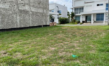 lote en venta en las mercedes. Cod V15893