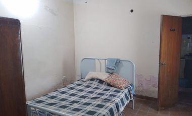 Venta de casa 3 ambientes en Berazategui Oeste