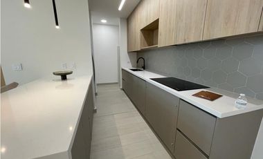 SEA CONFIABLE VENDE APARTAMENTO EN PH NOGAL