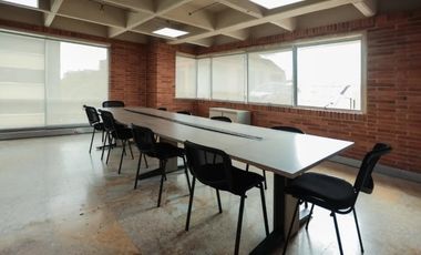 oficina en arriendo en chico norte. Cod A51645