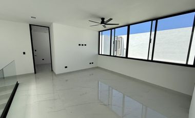 NORTE EN VIÑA ANTIGUA RESIDENCIAL ENORME JARDIN NUEVA