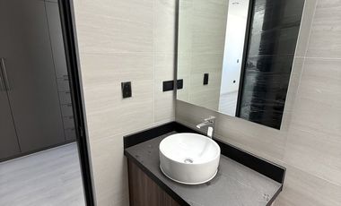 NORTE EN VIÑA ANTIGUA RESIDENCIAL ENORME JARDIN NUEVA