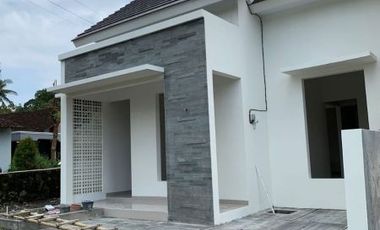 RUMAH MURAH LUAS TANAH 100 M2 HANYA 2 KM DARI PUSKESMAS TEMPEL