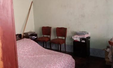 Venta casa 4 dormitorios Pompeya