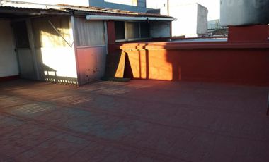 Venta casa 4 dormitorios Pompeya