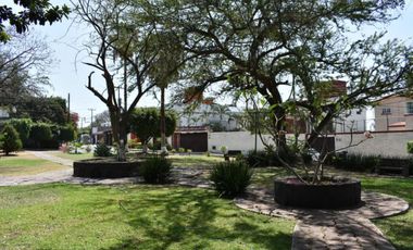 Casa en Fraccionamiento en Burgos Temixco - ITI-1893-Fr