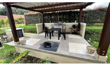 VENTA DE CASA CAMPESTRE EN CIRCASIA, QUINDO, COLOMBIA