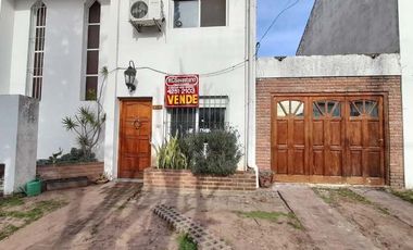Casa en venta en Quilmes Oeste
