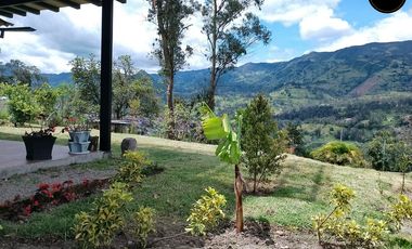 Casa de venta en Giron – código:20454