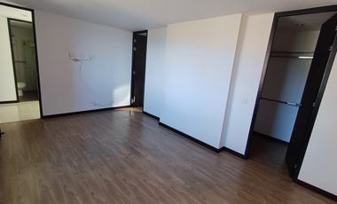 apartamento en arriendo en loma de las brujas. Cod A513006