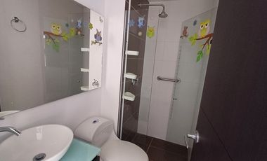 apartamento en arriendo en loma de las brujas. Cod A513006