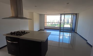 apartamento en arriendo en loma de las brujas. Cod A513006