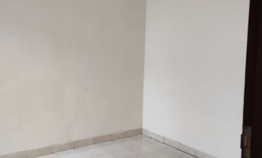 Rumah Rapi Siap Huni Dalam Cluster Di Graha Raya - GB 5141 BR