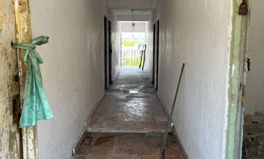 VENTA EDIFICIO ESQUINA CON LOCALES Y ESTUDIOS AV YAXCHILAN CENTRO CANCUN 900M2