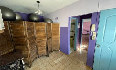 Casa Americana de 3 ambientes con amplio fondo y quincho. NUEVO VALOR, OPORTUNIDAD