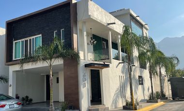 CASA EN VENTA EN CUMBRES MONTENOVA - GARCIA, NL