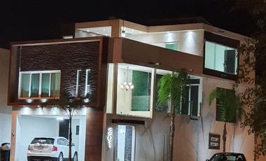 CASA EN VENTA EN CUMBRES MONTENOVA - GARCIA, NL