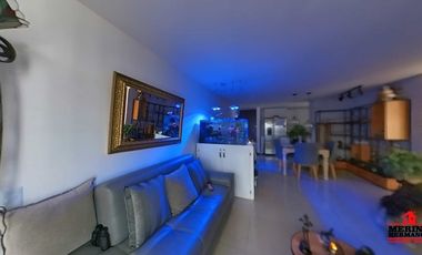 apartamento en arriendo en loma del esmeraldal. Cod A6136