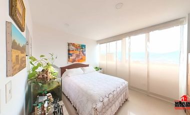 apartamento en arriendo en loma del esmeraldal. Cod A6136