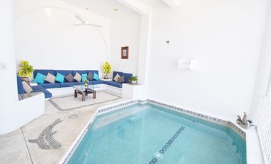 Pintoresca Casa en Venta Frente al Mar con Acceso a la Playa - Huatulco