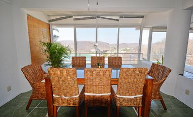 Pintoresca Casa en Venta Frente al Mar con Acceso a la Playa - Huatulco