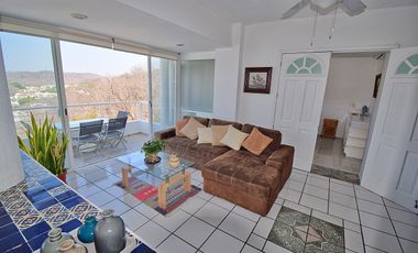 Pintoresca Casa en Venta Frente al Mar con Acceso a la Playa - Huatulco