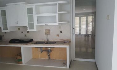 Dijual dan disewakan rumah siap huni mewah di PAKUWON VILLA REGENCY, pakuwon indah Surabaya
