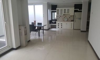 Dijual dan disewakan rumah siap huni mewah di PAKUWON VILLA REGENCY, pakuwon indah Surabaya