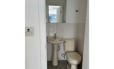 LOCAL 60M2 EN OBARRIO, SORTIS BUSINESS TOWER