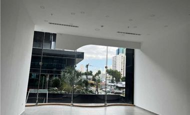 LOCAL 60M2 EN OBARRIO, SORTIS BUSINESS TOWER
