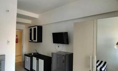 Apartemen GUNAWANGSA Merr Furnished Hadap utara