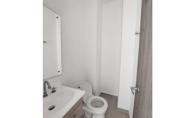 SE VENDE APARTAMENTO EN B/ EL RECREO DE MONTERA
