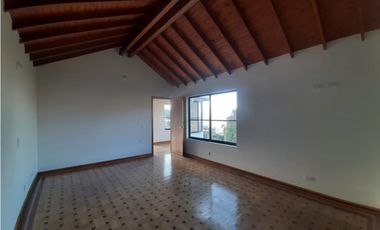 Casa en Arriendo en Envigado Sector La Mina